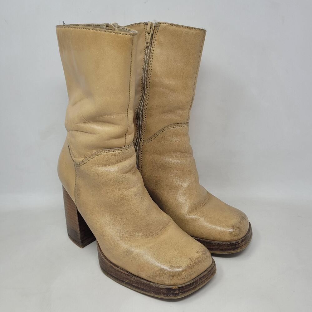 BONGO y2k Tan Heeled Boots